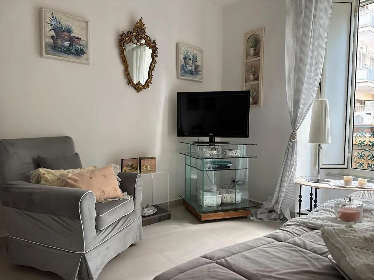 Dolce Vita Scarlatti Naples Apartment